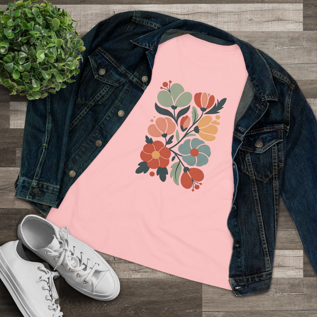 Floral Retro Bouquet Women's Tee — Vintage-Inspired Spring Floral T-Shirt