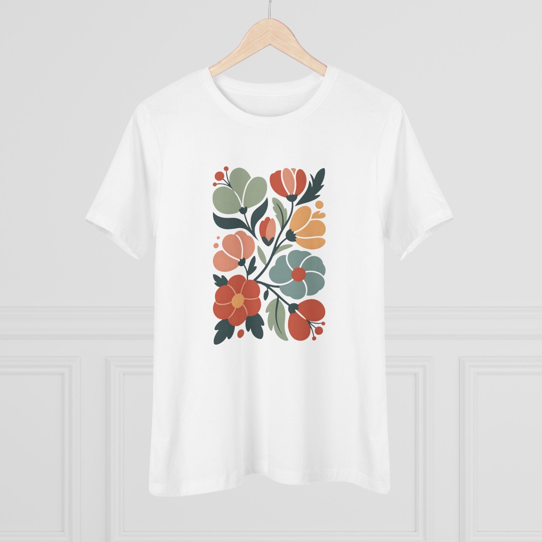 Floral Retro Bouquet Women's Tee — Vintage-Inspired Spring Floral T-Shirt