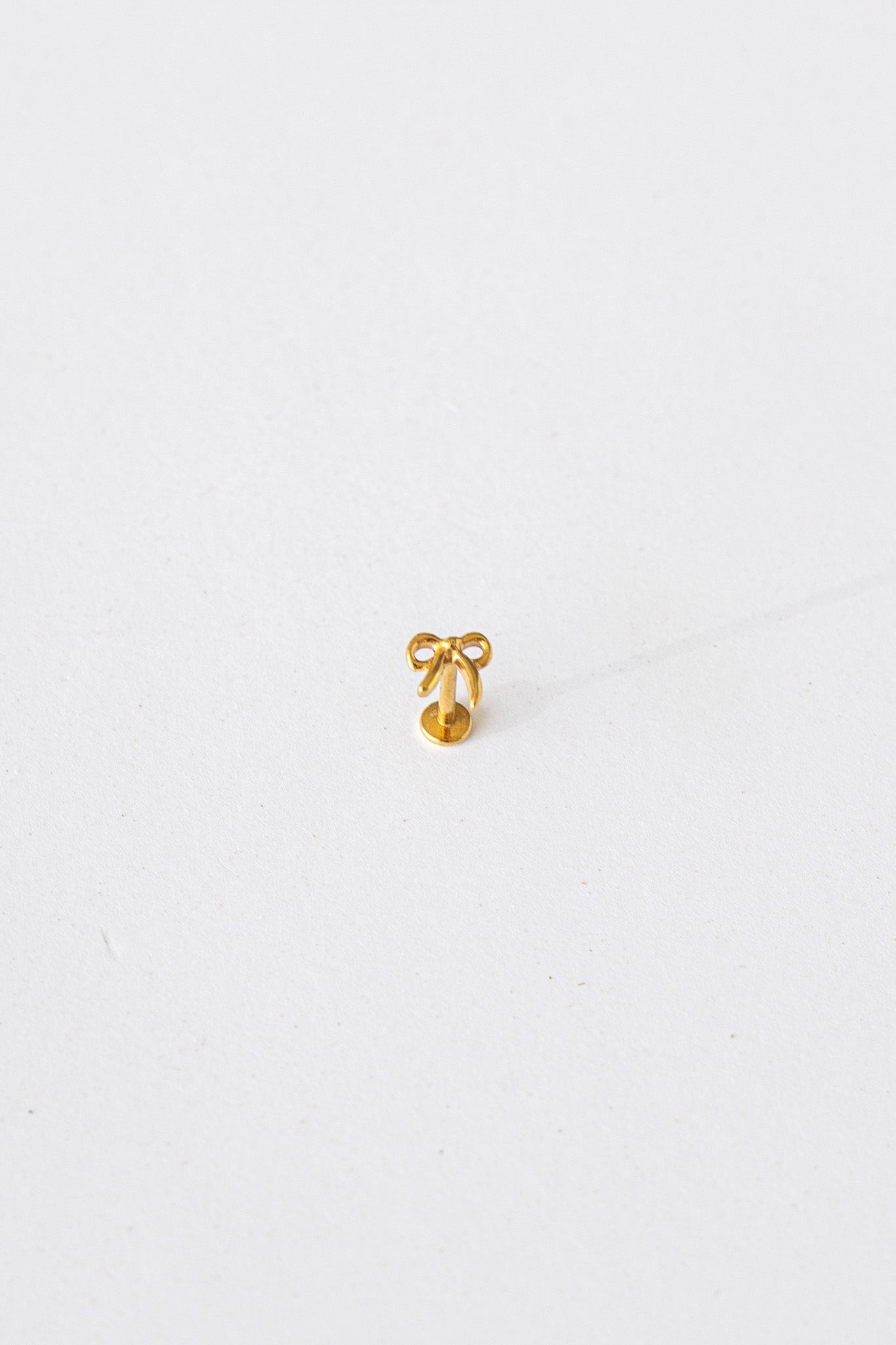 Bow Flat Back Stud (Single) - Addy Avenue