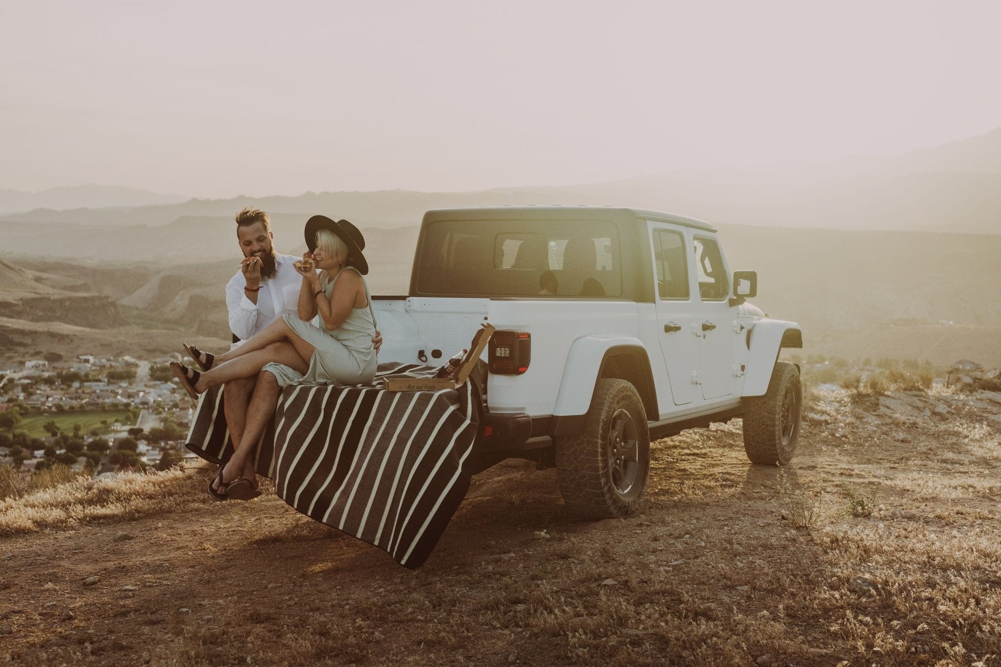 Caminante Blanket - Greyscale - Addy Avenue