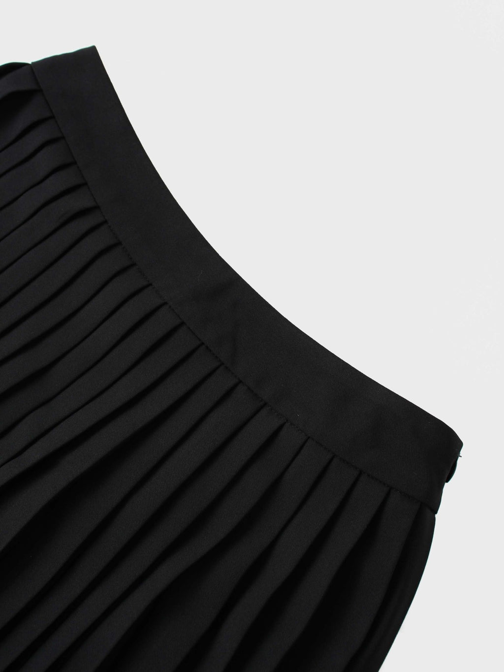 Lace Bottom Pleated Skirt - Black - Addy Avenue