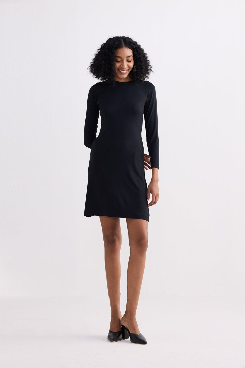 Long Sleeves Fitted Short Dress in Black - Addy Avenue