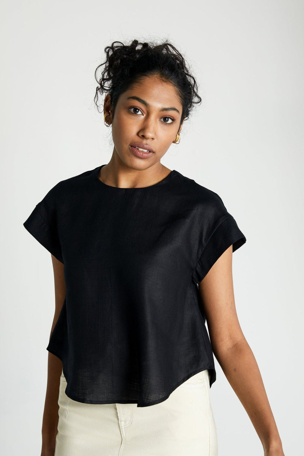 Sandcastle Saturdays Top in Black - Addy Avenue