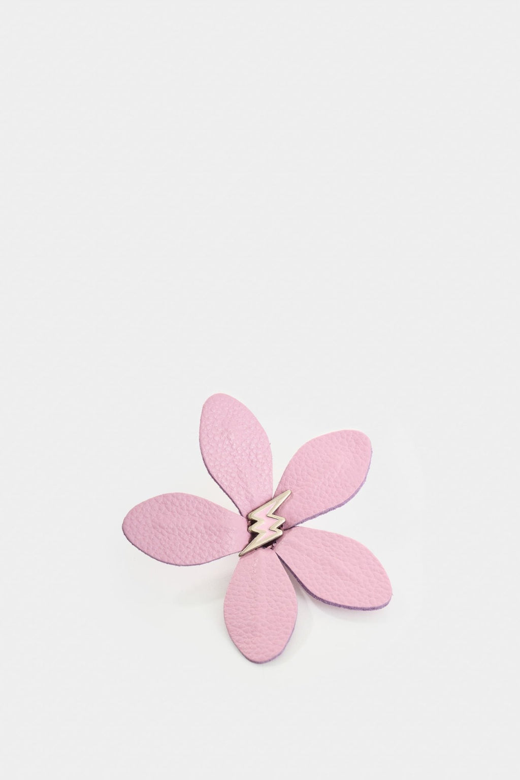 Small leather San Joaquín flower brooch for women - Addy Avenue