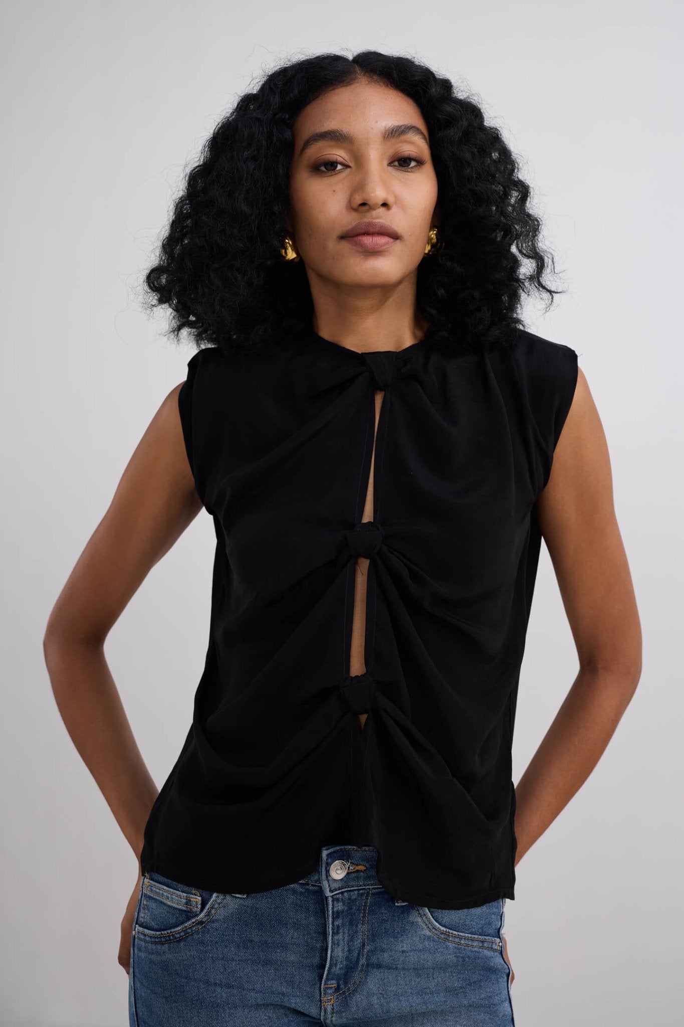 The Knot - so - Basic Top in Black - Addy Avenue
