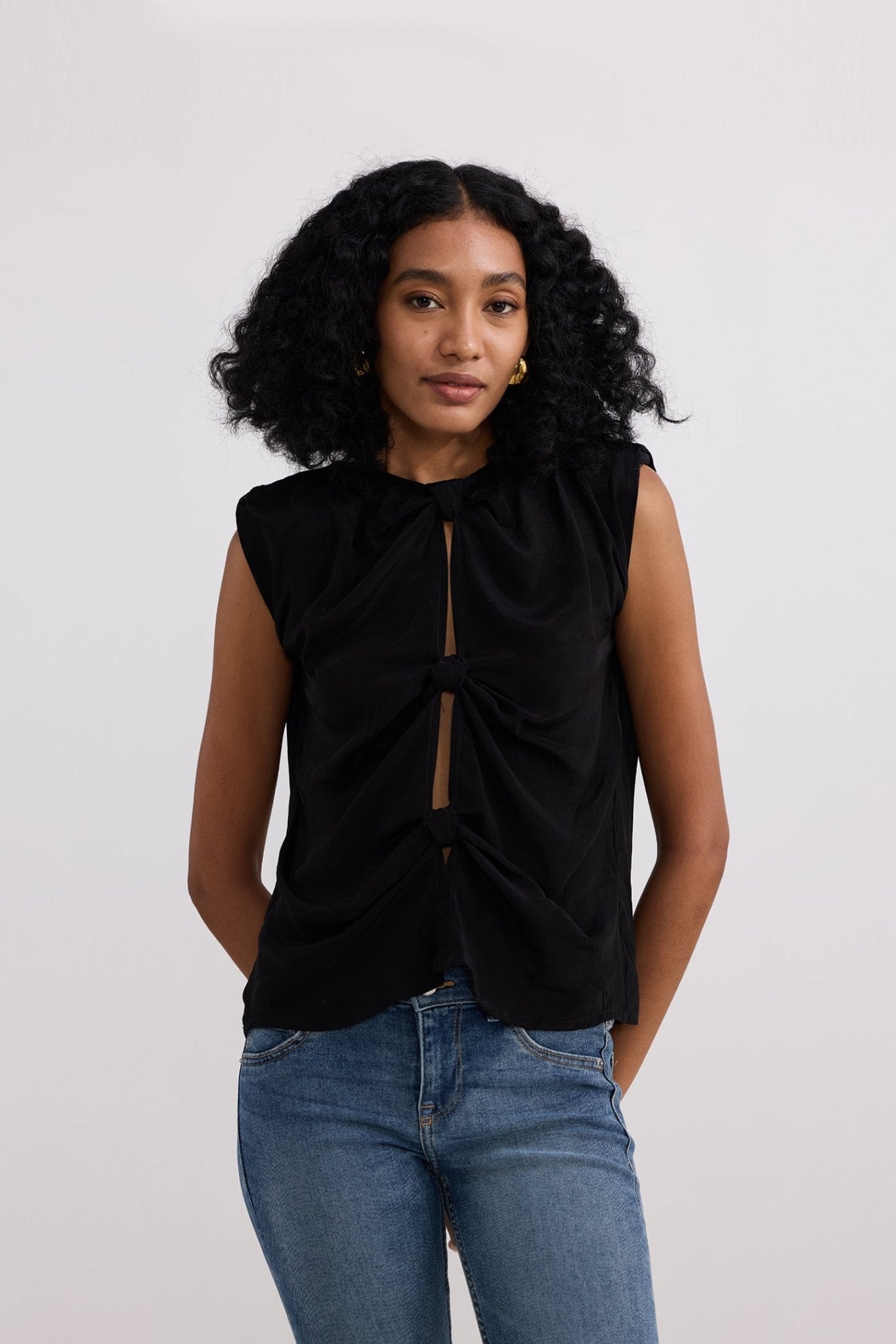The Knot - so - Basic Top in Black - Addy Avenue